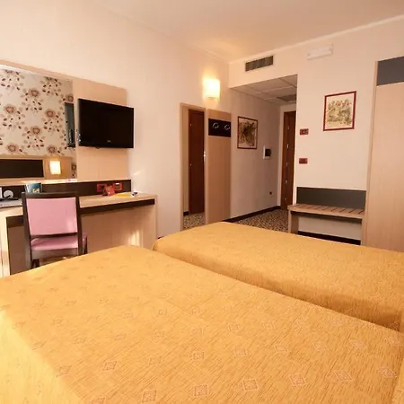 Hotel Brindor Poirino