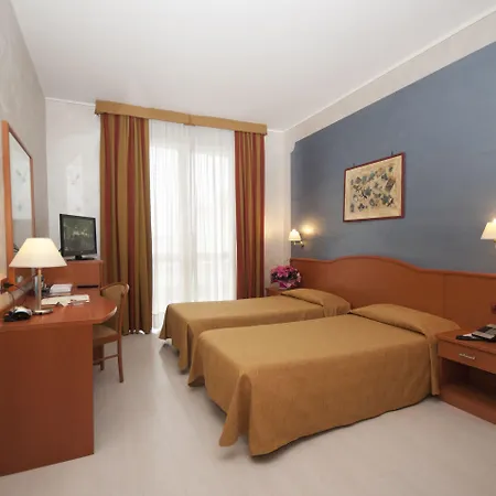 Brindor Hotel 3*
