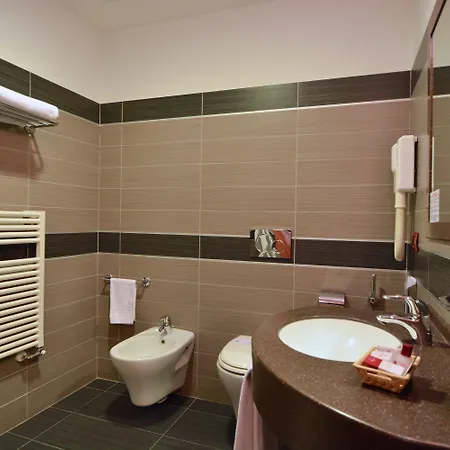 Hotel Brindor Poirino