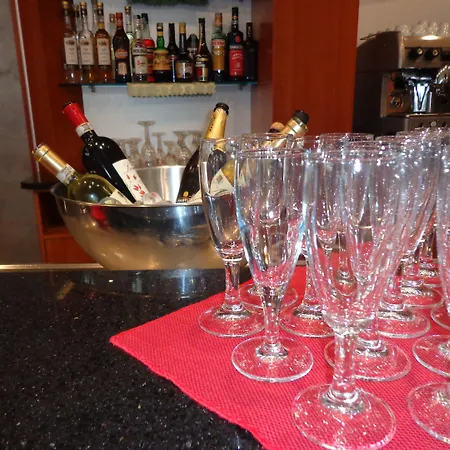 Hotel Brindor Poirino