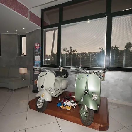 Otel Brindor 3*