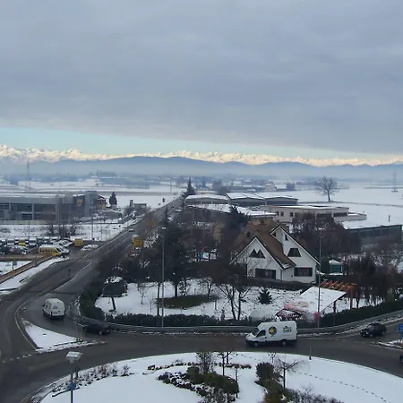 Brindor ホテル 3*