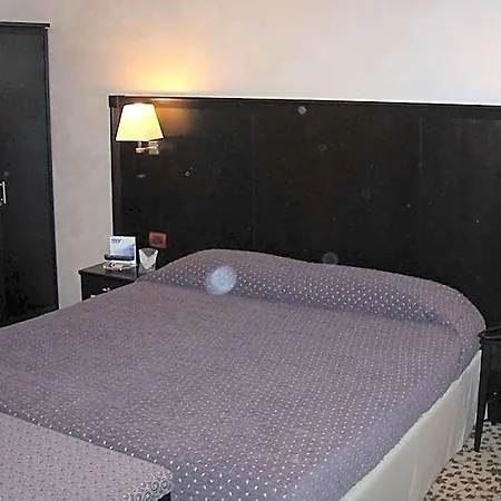 Brindor 3*
