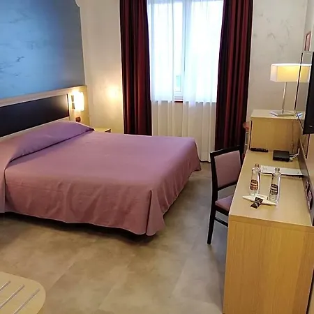Hotel Brindor Poirino