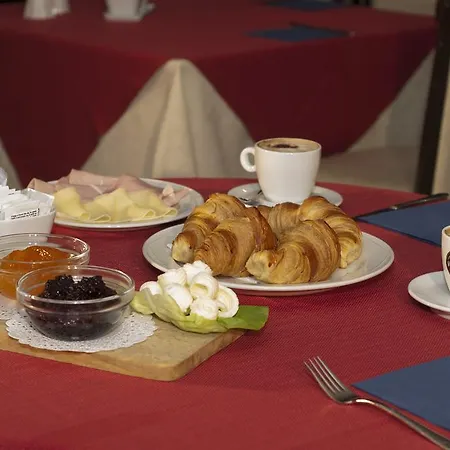 ホテル Brindor 3*