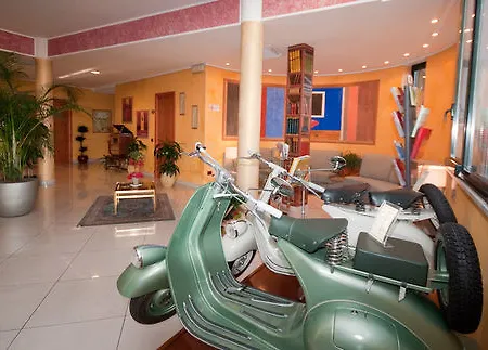 Hotel Brindor 3*
